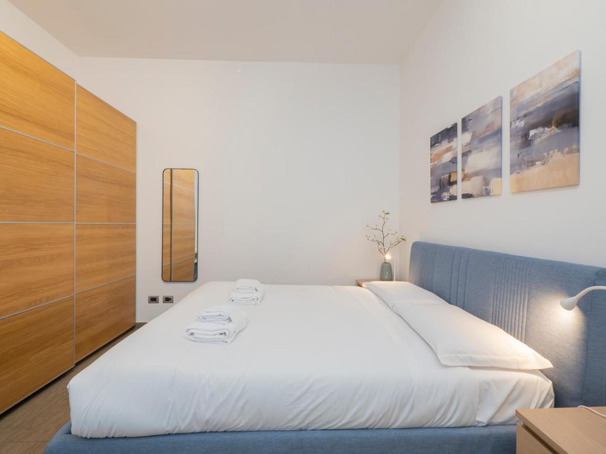 I Host Apartment - Montesuello 9 Milano Dış mekan fotoğraf